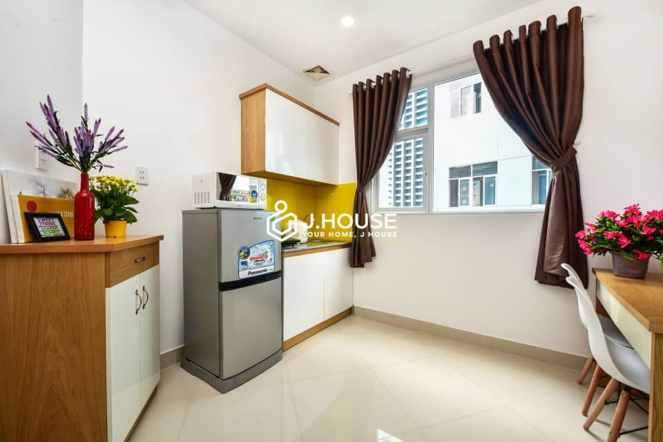 Nice serviced apartment for rent next to the canal in District 1-2