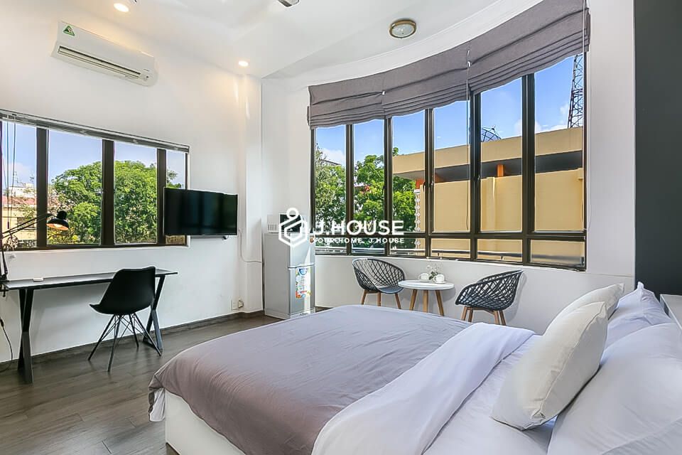 Studio has big windows with panorama view on Nguyen Dinh Chieu Street