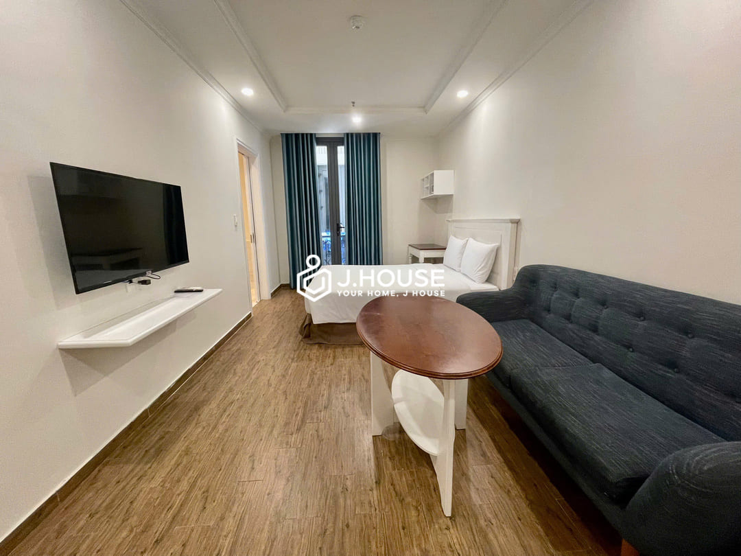 Studio Apartment with pool and gym at Genuss Apartment, Thao Dien