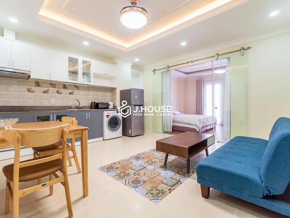 serviced apartment for rent in Thao Dien with Gym and Pool