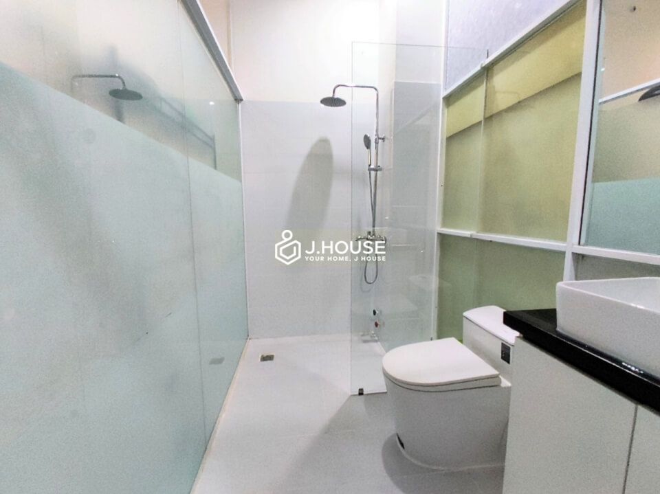 Condo in district 1, apartment near Ben Thanh market, fully furnished apartment in district 1, HCMC-4