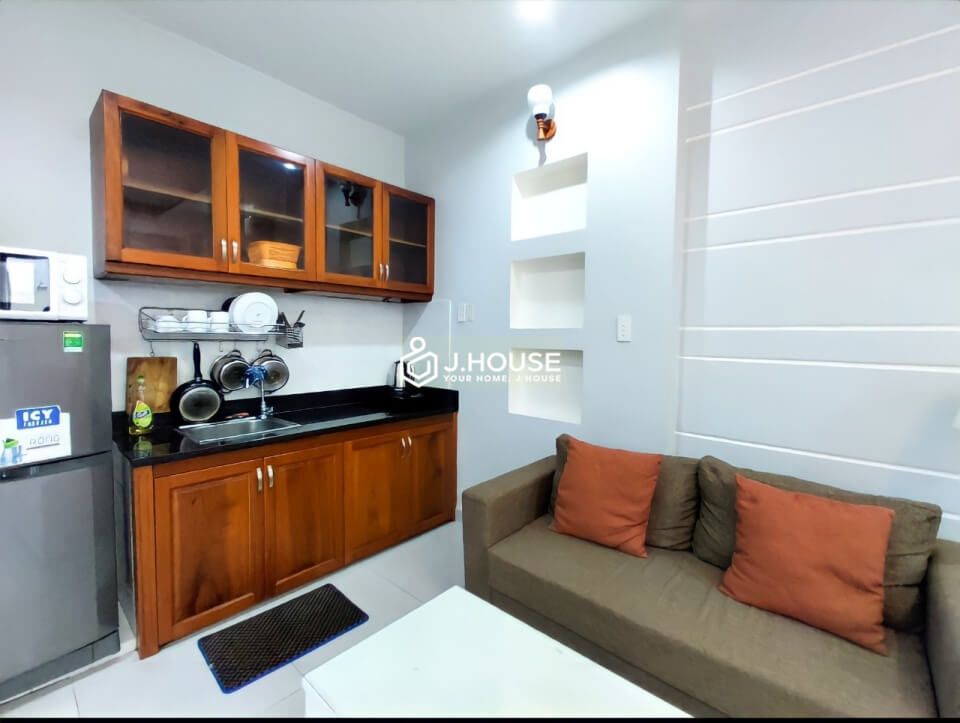 Apartment for rent with balcony in the center of district 1, HCMC-7