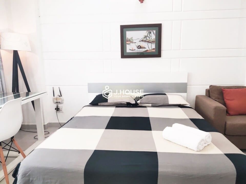 Cozy serviced apartment for rent in District 1, HCMC-6