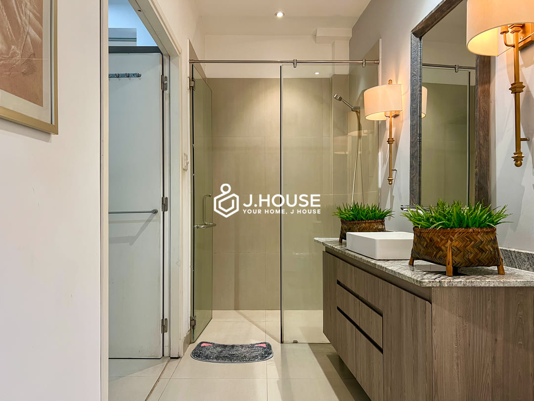Modern and spacious studio apartment at MHouse, District 4, HCMC