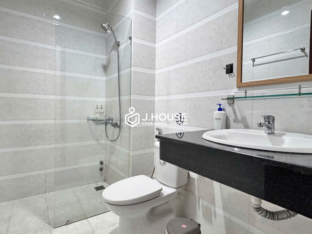 Serviced apartment for rent in District 1, HCM- Ao Dai Apartment