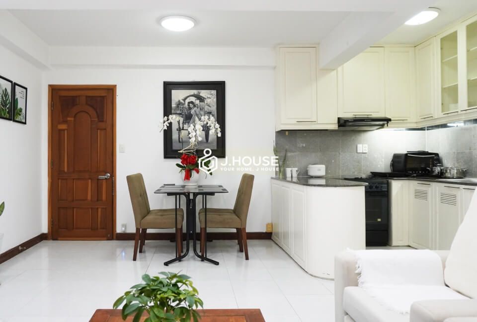 Apartment for rent with swimming pool in Phu Nhuan district, HCMC-4