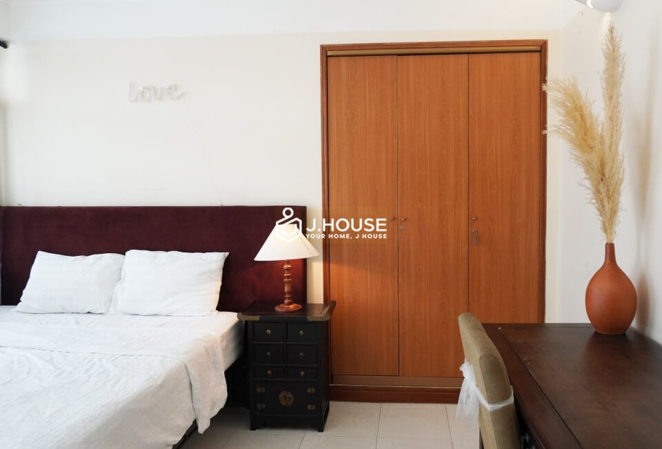 spacious serviced apartment for rent with pool in phu nhuan district, hcmc-9