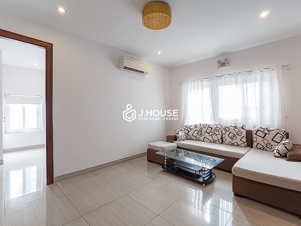 Serviced apartment 2 bedrooms on Nguyen Thuong Hien street