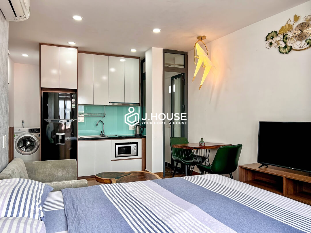 Fully furnished studio apartment at Vo Apartment in Thao Dien, District 2, HCM