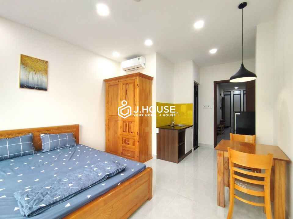 Bright studio apartment with balcony in Binh Thanh District