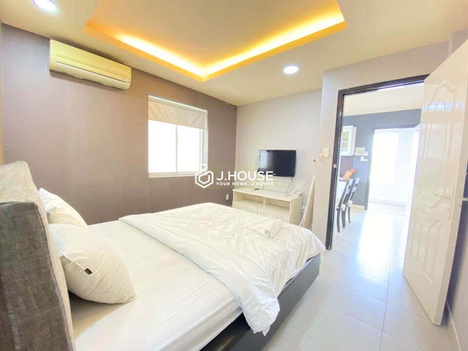 2 bedroom serviced apartment for rent in District 3, HCMC-6