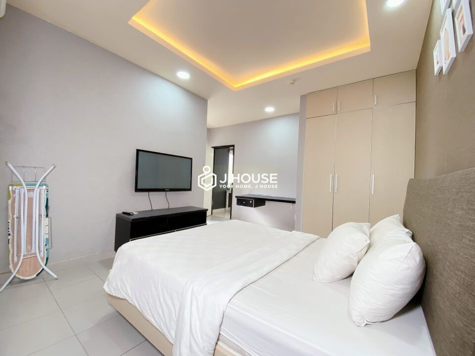 Fully furnished apartment near Tan Dinh market, District 1-0