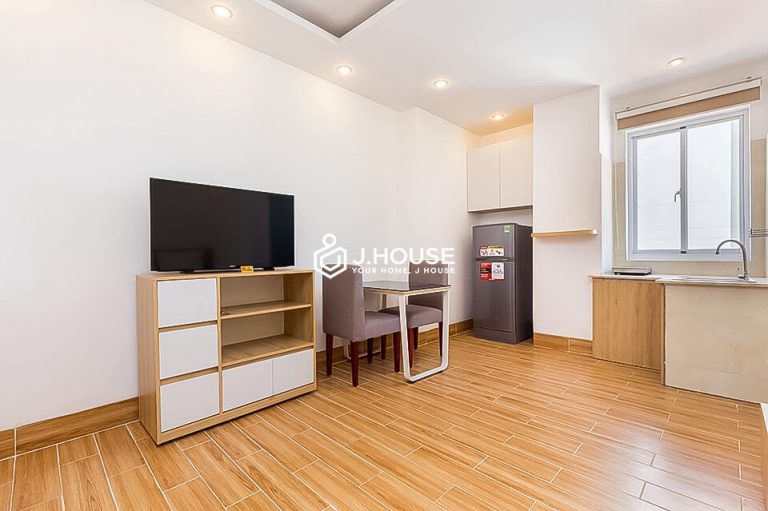 1. 6tr8 studio phandinhphung (2)
