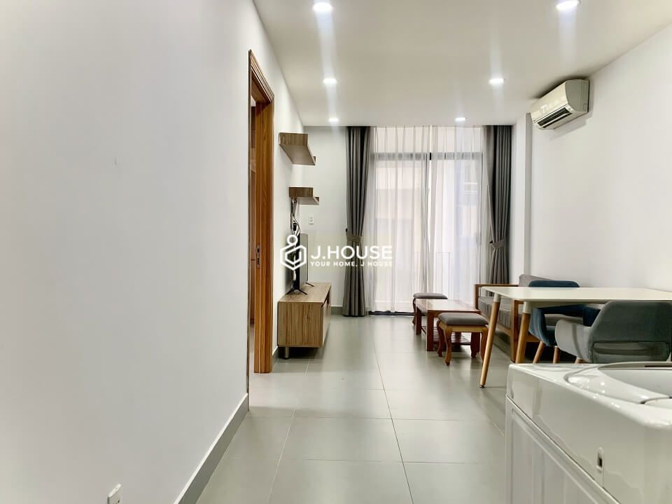 Spacious apartment with balcony next to the canal in Binh Thanh District, HCMC