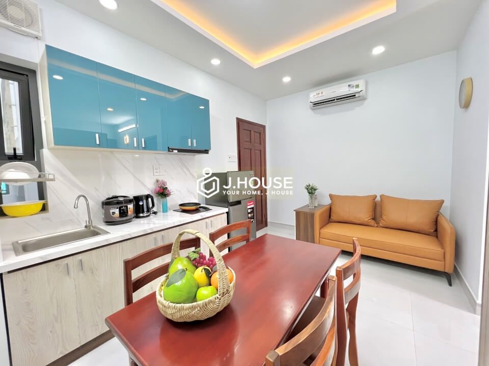 Studio apartment for lease near airport in tan binh district 1