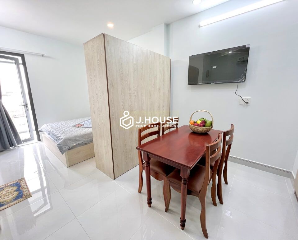 Studio apartment for lease near airport in tan binh district 4
