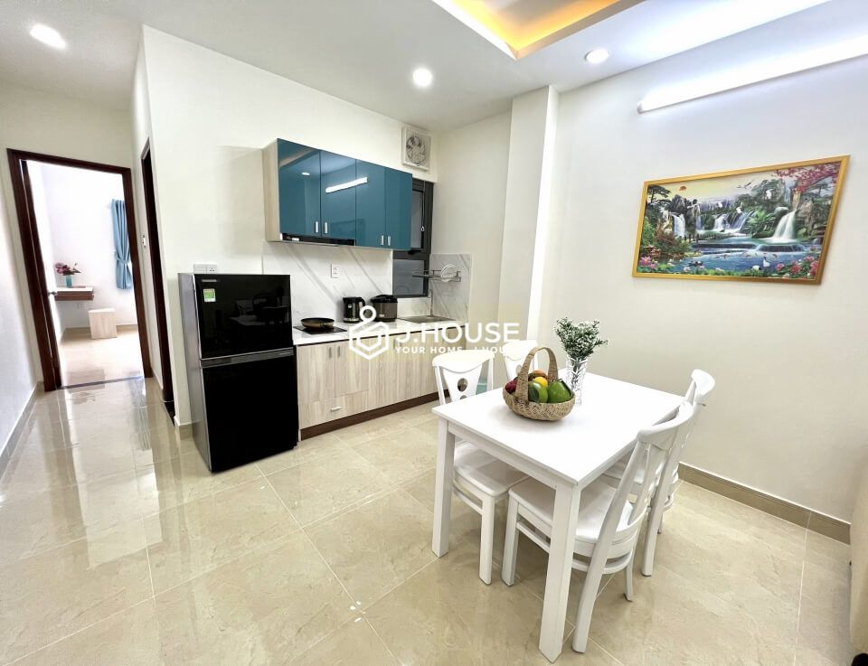 bright two bedrooms apartment for lease near airport in tan binh district 2