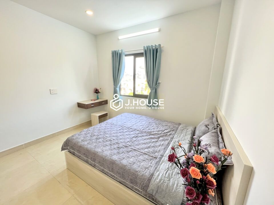 bright two bedrooms apartment for lease near airport in tan binh district 8