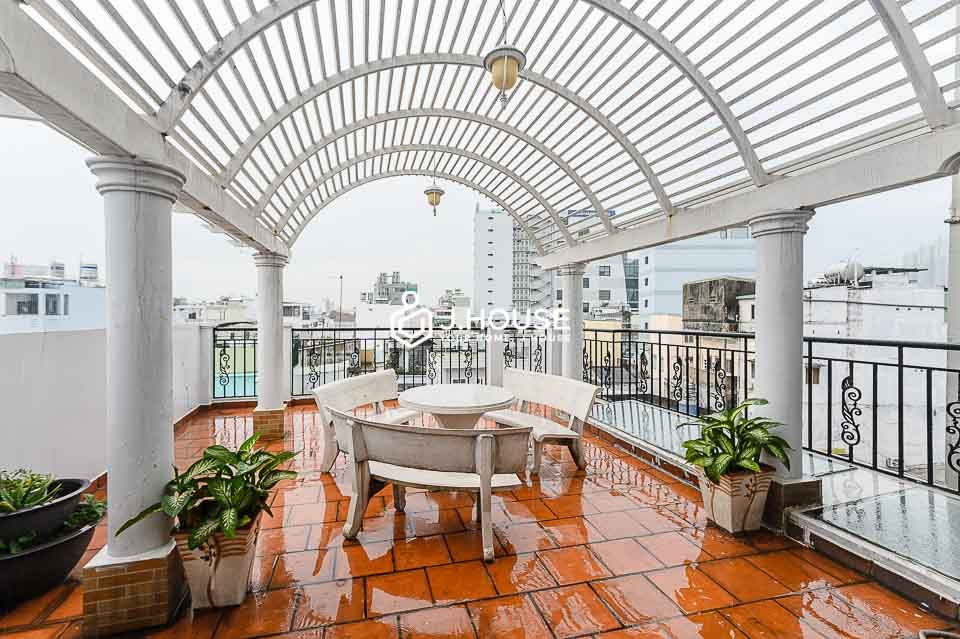 one bedroom apartment with private large terrace in Binh Thanh District 6