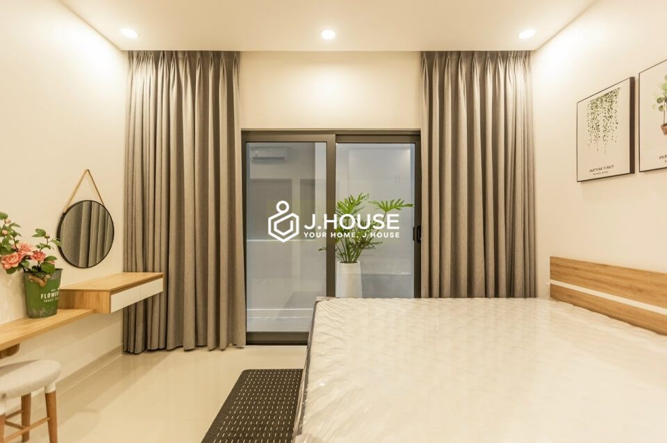 modern three bedroom serviced apartment in thao dien area10