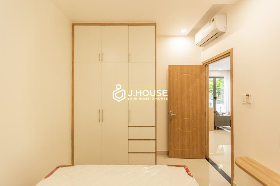 modern three bedroom serviced apartment in thao dien area18