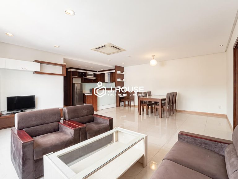 Spacious 3 bedrooms apartment for lease in phu nhuan district