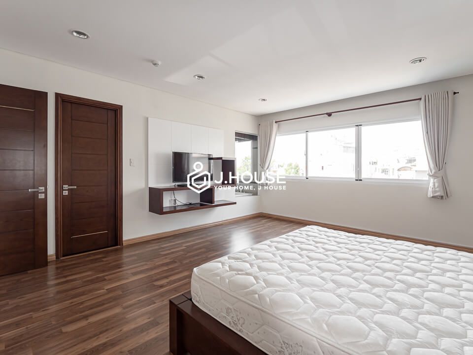 Spacious 3 bedrooms apartment for lease in phu nhuan district12