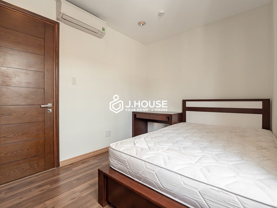 Spacious 3 bedrooms apartment for lease in phu nhuan district22