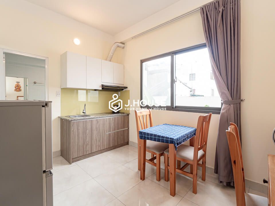 bright one bedroom apartment in binh thanh district