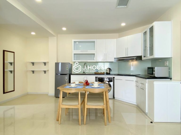 nice serviced apartment with gym and pool in tan binh district