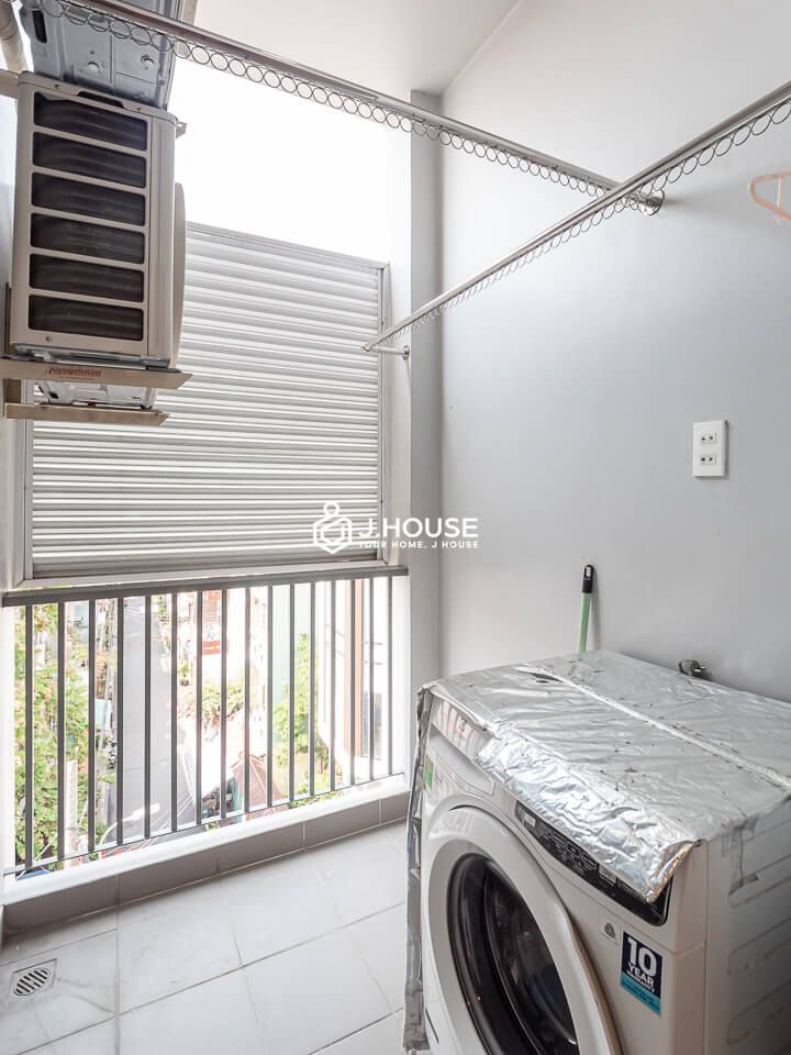 one bedroom serviced apartment in tan binh district12