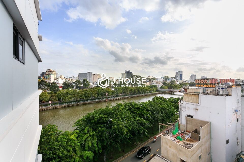 Cosy studio apartment for lease in binh thanh district3
