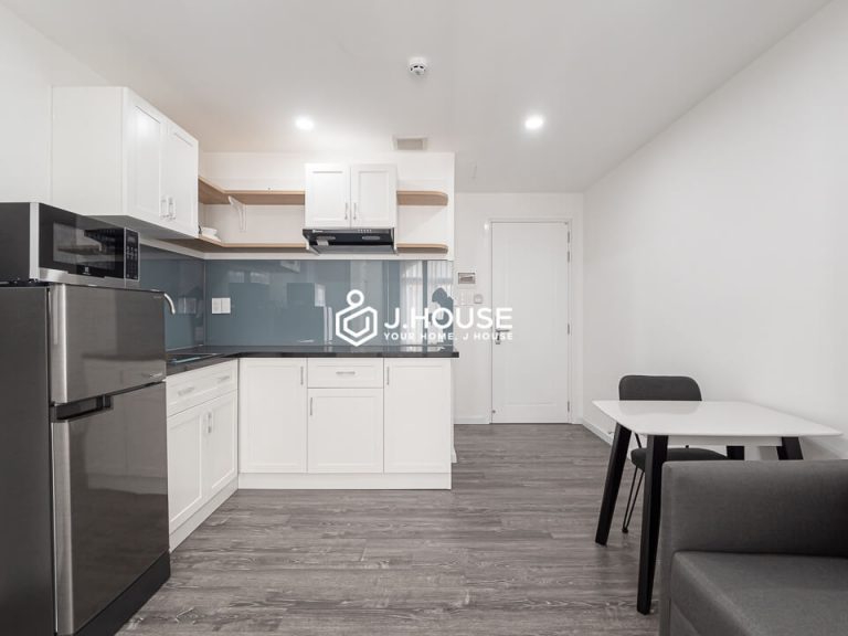 Minimalist apartment with lots of natural light in District 2-2