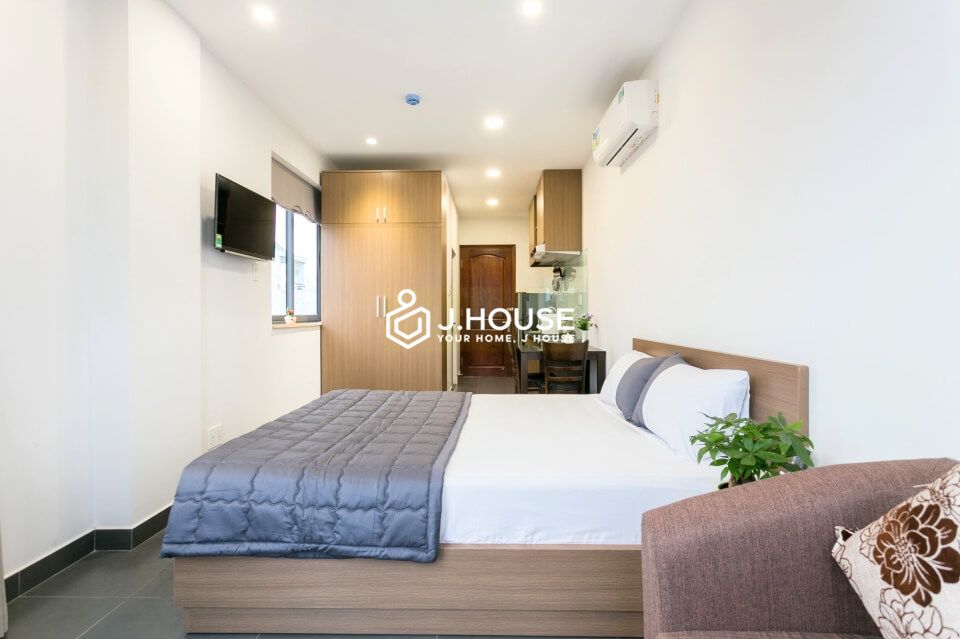 beautiful river view apartment in Binh Thanh district-5