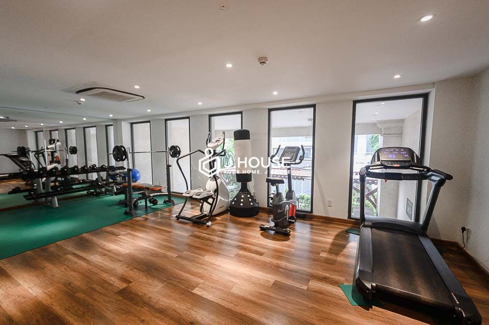 gym in the same building on Huynh Khuong Ninh street