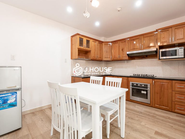 European style serviced apartment for rent in district 3-3