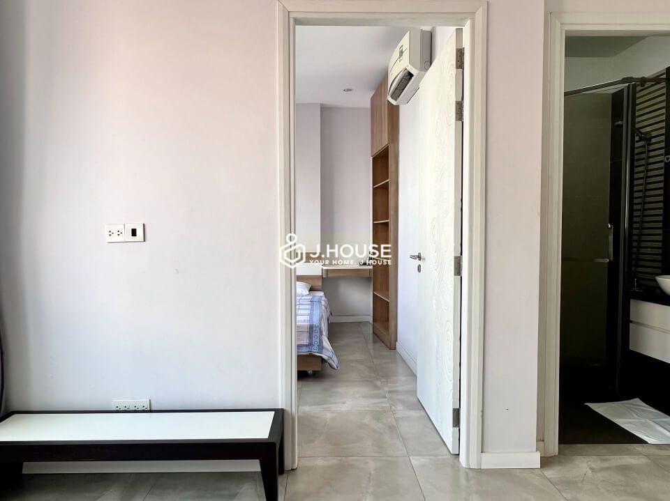 Fully furnished 1-bedroom apartment with balcony in District 3, HCMC-7