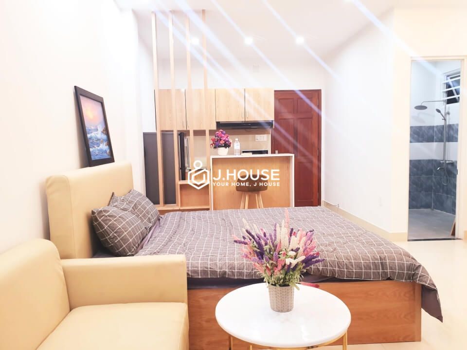 Studio apartment for lease in Binh Thanh District4
