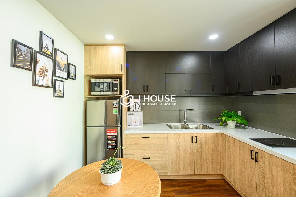 Studio serviced apartment for lease on ky dong street of district 3-1