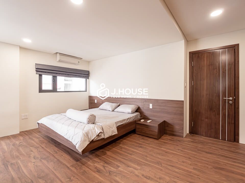 mini penthouse one bedroom for rent in tan binh district-10