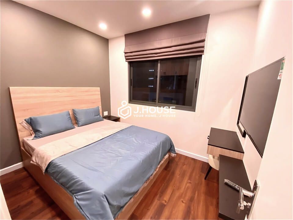 one bedroom serviced apartment for rent on ky dong street District 3-4