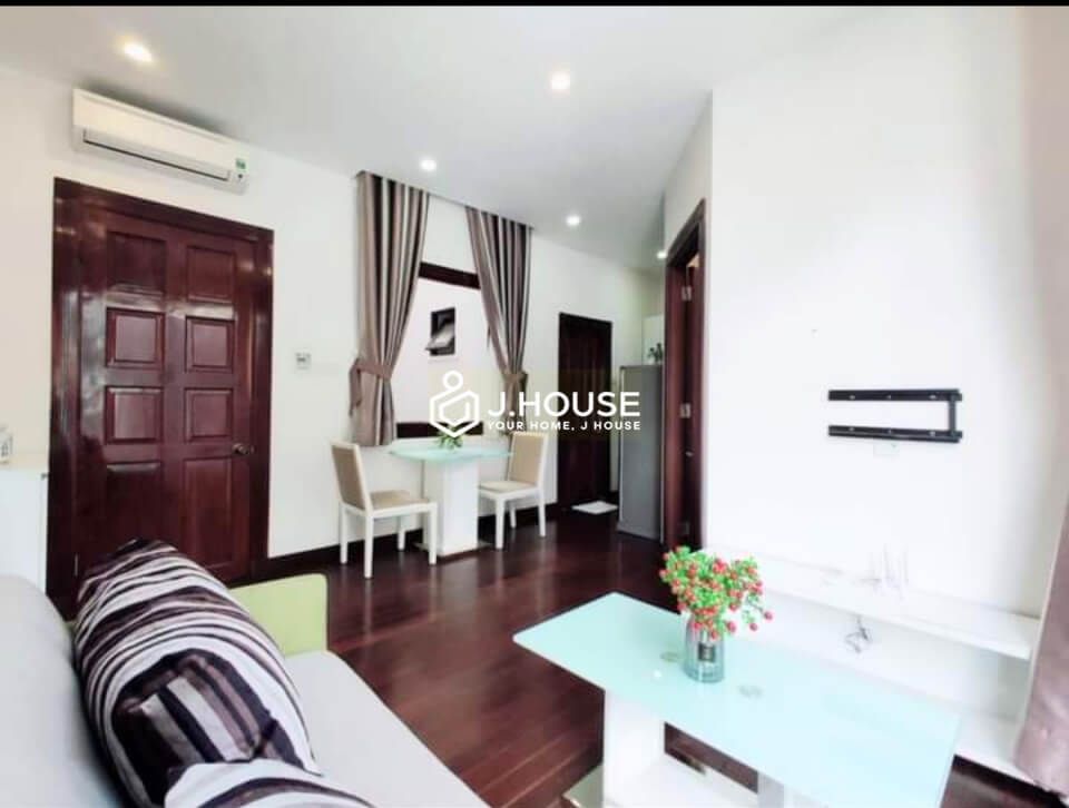 serviced apartment for rent on nguyen cu trinh street district 1