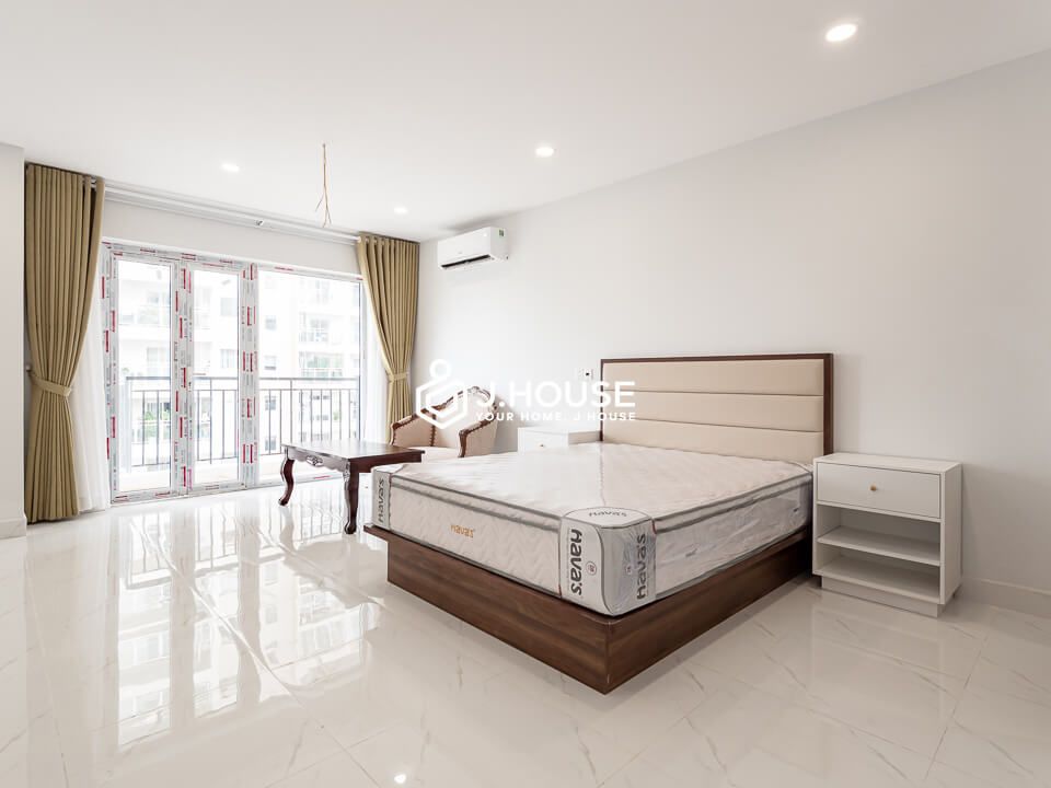 spacious studio apartment for rent in thao dien of district 2