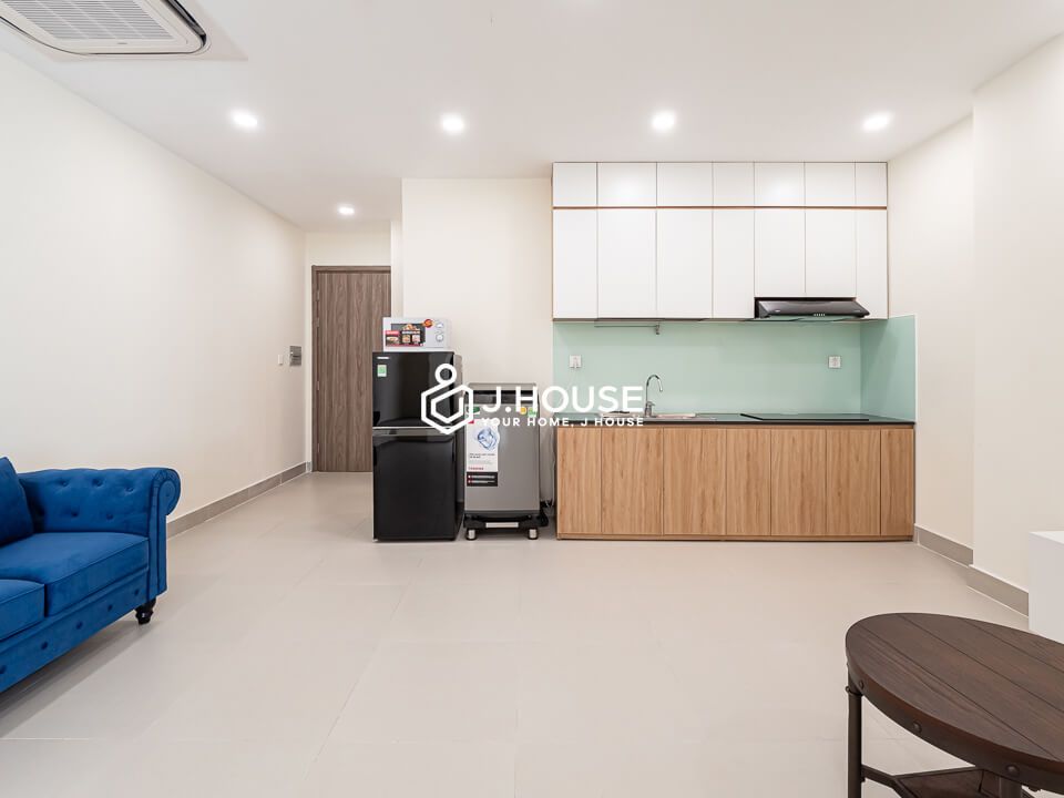 Bright modern serviced apartment has rooftop pool in Thao Dien