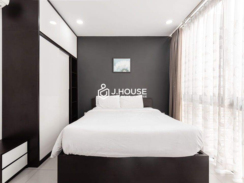 modern serviced apartment for rent in Vo Van Tan street, district 3-1