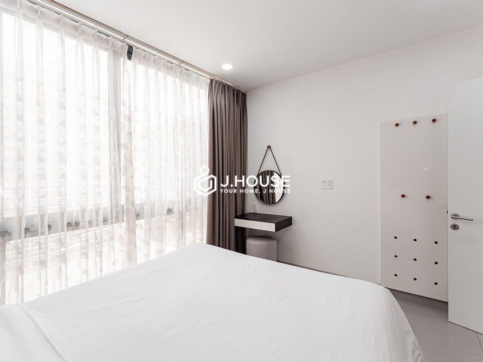 modern serviced apartment for rent in Vo Van Tan street, district 3-2