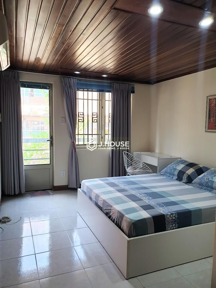 spacious 2 bedroom apartment for rent in tan dinh ward district 1-11