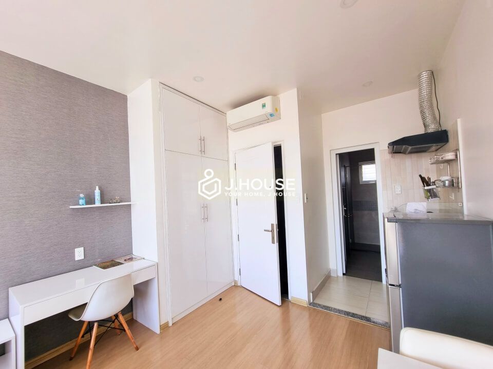 Bright and airy studio apartment for rent in Thao Dien district 2-6