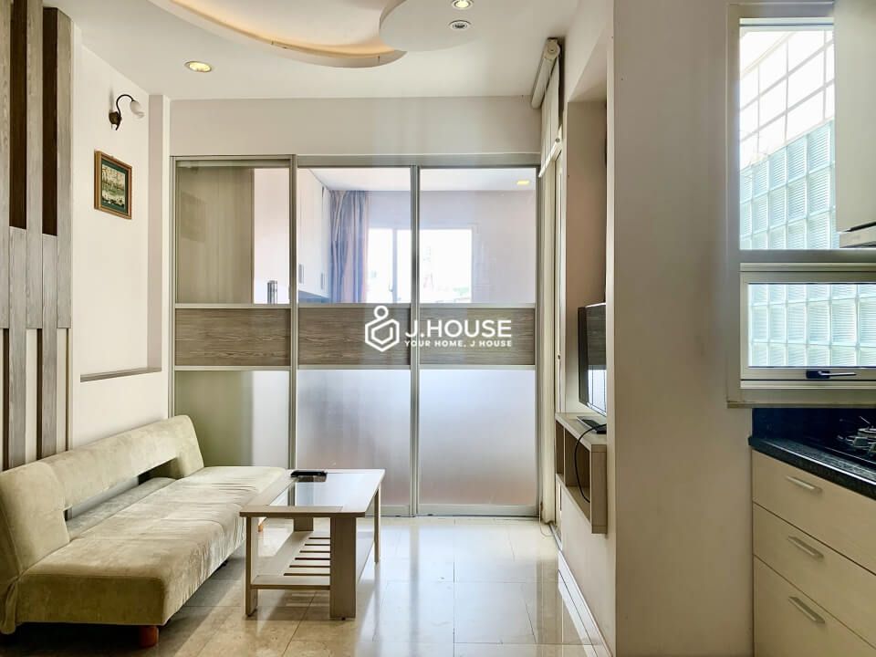 Cozy serviced apartment at Nam Ky Khoi Nghia street, District 3, HCMC-1