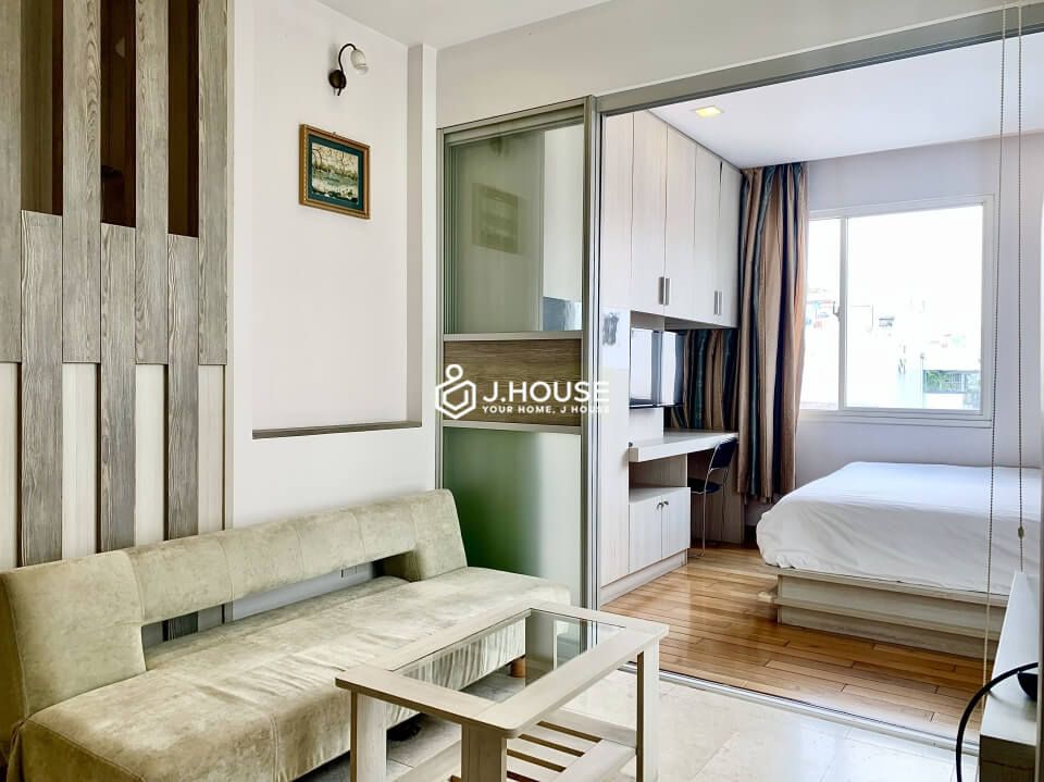 Cozy serviced apartment at Nam Ky Khoi Nghia street, District 3, HCMC-2